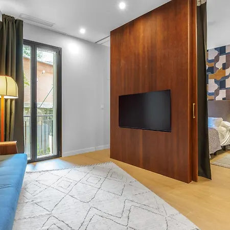 Lux Parking Included *