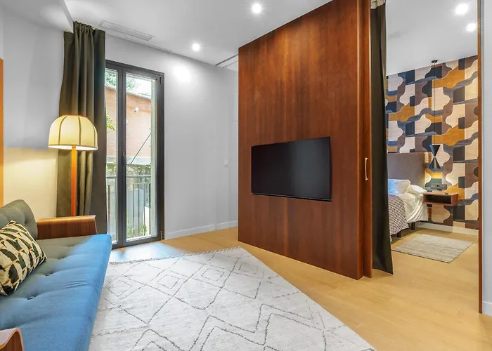 Lux Parking Included *