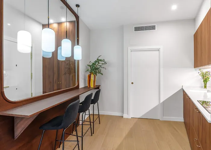 Lux Parking Included * サン・セバスティアン