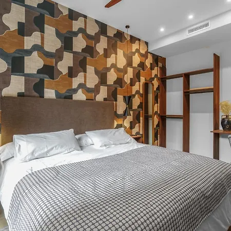 Lux Parking Included Apartman